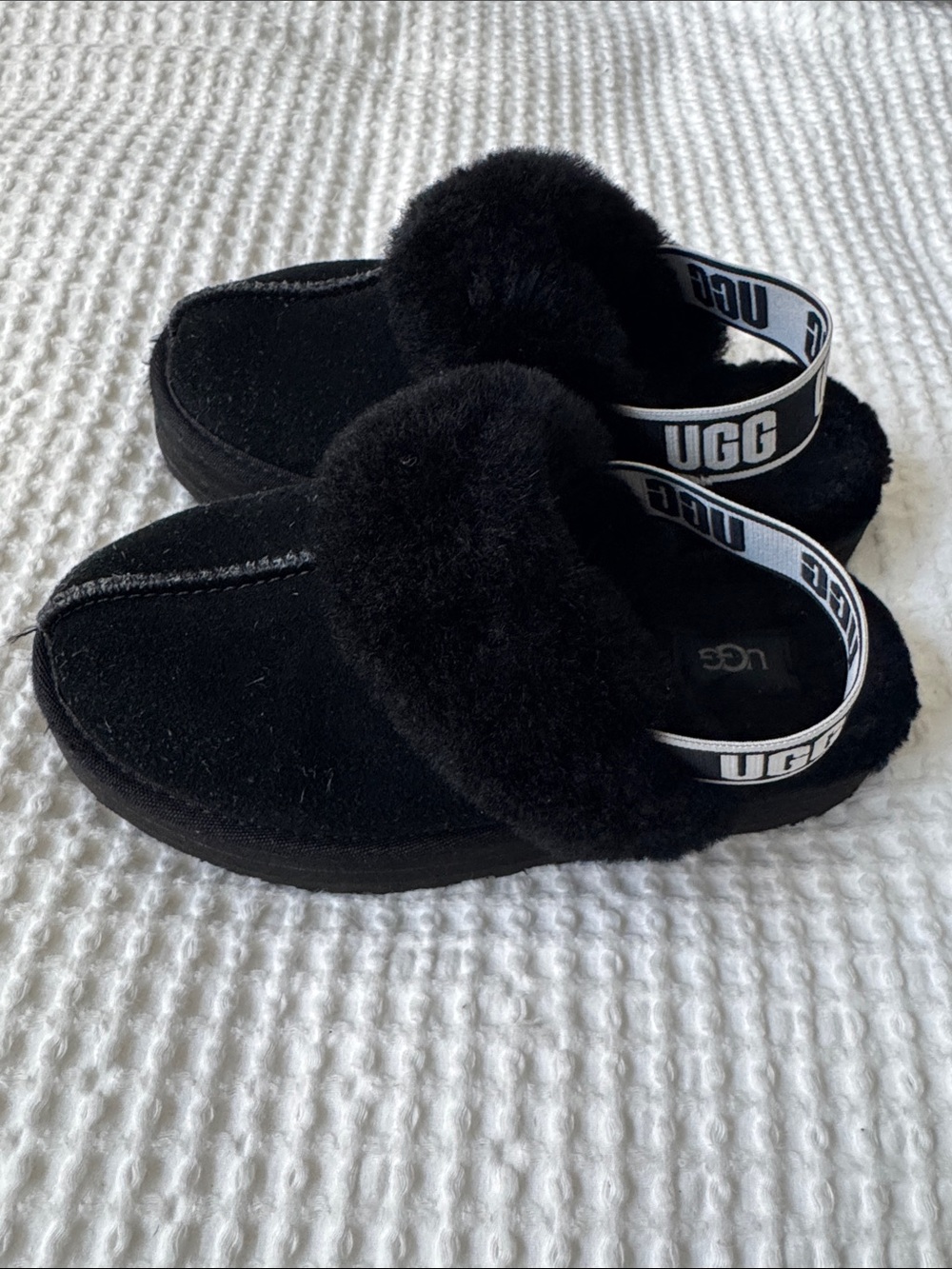 Kids' UGG Funkette Genuine Shearling Slipper